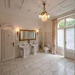 Bleichroeder Hotel