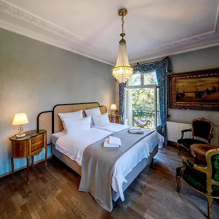 Bleichroeder Hotel